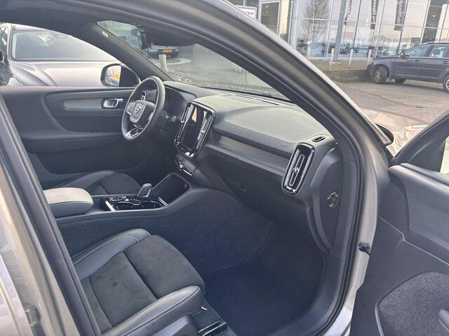 Volvo XC40 R-Design | Stoelverwarming | Keyless Entry | Parkeercamera |