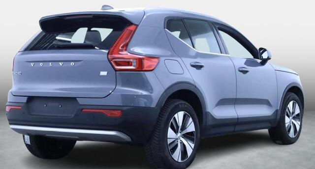 Volvo XC40 Plug-in Hybrid T4 Plus Bright | Facelift | Adaptive cruise control | Stoel- en stuurverwarming | Dode hoek detectie BLIS | Verwarmbare achterbank | Keyless | 18 inch velgen | LED koplampen | Elektrische stoelverstelling | Navigatie | Apple Carplay / Andro