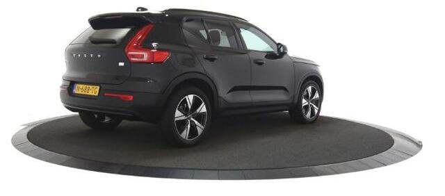 Volvo XC40 1.5 T4 Recharge R-Design | Plug-in Hybrid (PHEV) | Achteruitrijcamera | Navigatie | Apple Carplay | Android Auto | Stoelverwarming | Elektrische Achterklep