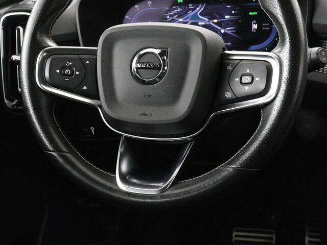 Volvo XC40 Recharge P8 AWD R-Design | SOH 92% | Stoel & stuurverwarming | Trekhaak | Warmtepomp | Leder/Alcantara | Carplay | Navigatie | Adaptive cruise | Keyless | Navigatie