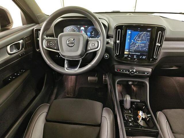 Volvo XC40 1.5 T5 Recharge R-Design | Harman/Kardon | Trekhaak | Standkachel | 360° Camera | Adaptieve cruise | BLIS | Volvo on call | Stoelverwarming V+A | Stuurverwarming | Parkeersensoren V+A |