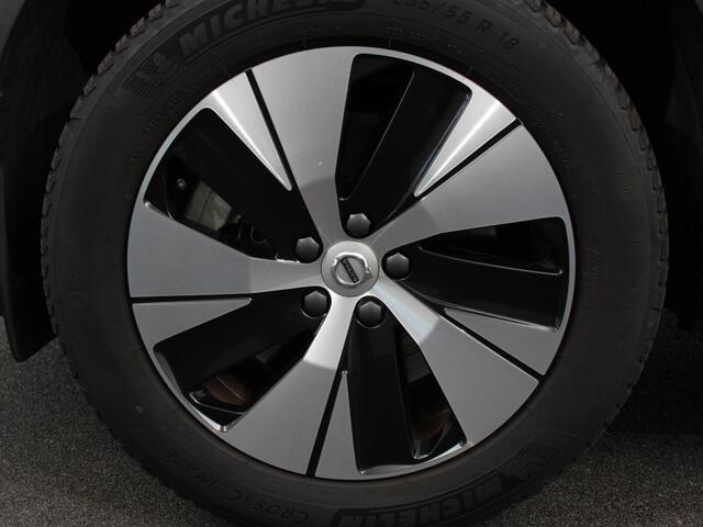 Volvo XC40 1.5 T4 Plug-in hybrid Plus Bright Climate control Adaptieve cruise control Parkeersensoren Achteruitrijdcamera 360* Keyless LED Navigatie Verwarmde voorstoelen Apple Carplay/ Android Auto