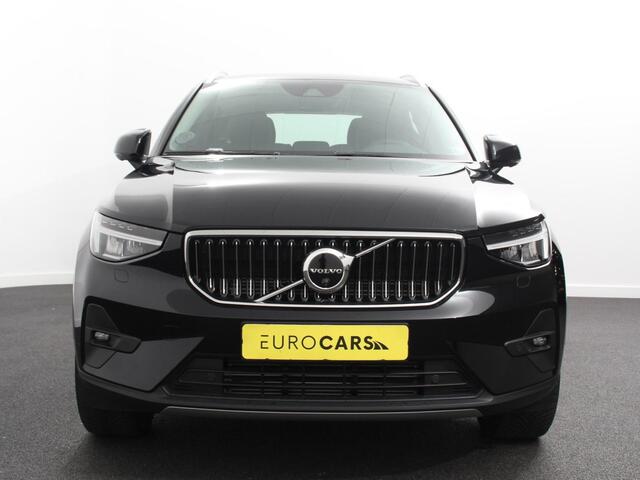 Volvo XC40 1.5 T4 Plug-in hybrid Plus Bright Climate control Adaptieve cruise control Parkeersensoren Achteruitrijdcamera 360* Keyless LED Navigatie Verwarmde voorstoelen Apple Carplay/ Android Auto