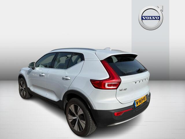 Volvo XC40 T4 Recharge Inscription Expression | Navigatie | Cruise Control | Trekhaak | High Performance Audio | Camera | Park Assist | Climate Control | Volvo On Call | 18" LM