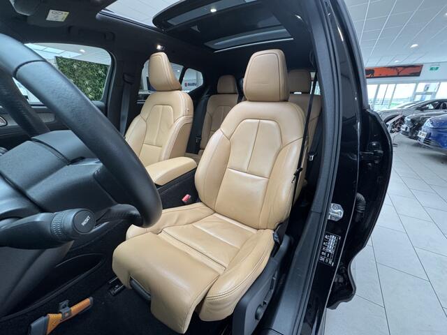 Volvo XC40 2.0 T4 Inscript. [ Apple Carplay I Adaptive Cruise I Harman Kard