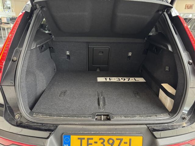 Volvo XC40 2.0 T4 Inscript. [ Apple Carplay I Adaptive Cruise I Harman Kard