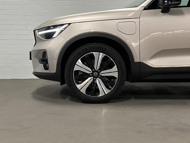 Volvo XC40 1.5 T5 Plug-in hybrid Ultimate Dark Open dak | Adapt. Cruise | 360 camera | Stuur-/stoelverwarming | Harman/Kardon | Leder | Carplay