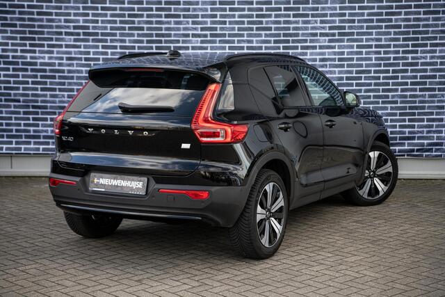 Volvo XC40 Plug-in Hybrid T5 Plus Dark | Adaptieve Cruise Control | Lederen Bekleding | Stoel-/Stuurverwarming | Harman Kardon Audio | Navigatie | Apple Carplay / Android Auto | Voorruitverwarming | BLIS | Getint Glas |