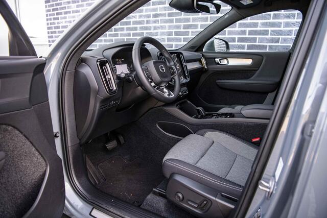 Volvo XC40 Plug-in Hybrid T4 Plus Bright | Adaptieve Cruise Control | Stoel-/Stuurverwarming | BLIS | Verwarmbare Achterbank | Keyless | LED koplampen | Elektrische stoelverstelling | Navigatie | Apple Carplay / Android Auto |