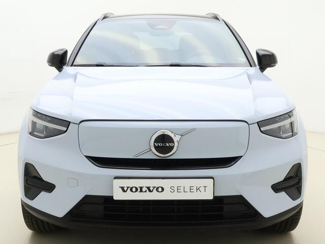Volvo XC40 Extended Range Plus / 20'' / Nubuck incl. Fjord Blue Tapijt / Trekhaak / Stoel + Stuurw. Verwarming / PDC + Camera / Getint Glas /
