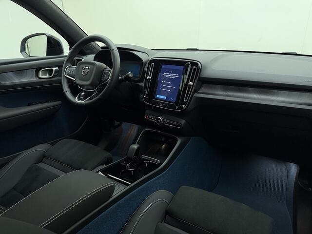 Volvo XC40 Extended Range Plus / 20'' / Nubuck incl. Fjord Blue Tapijt / Trekhaak / Stoel + Stuurw. Verwarming / PDC + Camera / Getint Glas /