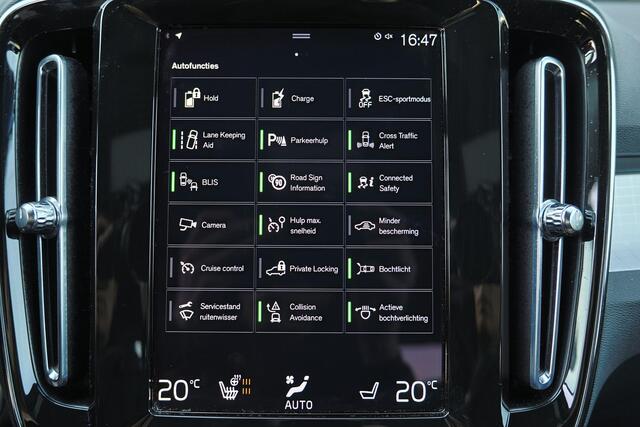 Volvo XC40 T5 Recharge R-Design - IntelliSafe Assist & Surround - Verwarmde voorstoelen & stuur - Draadloze tel. lader - Elektr. bedienb. voorstoelen - Parkeercamera achter - Adaptieve LED koplampen - Parkeersensoren voor & achter - Extra getint glas - 19" LMV