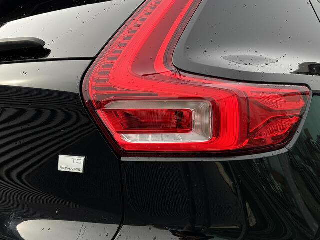 Volvo XC40 1.5 T5 Recharge R-Design PHEV, Automaat, Panoramadak, Trekhaak elektrisch inklapbaar, 20 inch R-design wielen, Leder-nubuck bekleding, Elektrische stoelverstelling, Stoelverwarming, Stuurverwarming, Harman Kardon