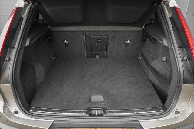 Volvo XC40 1.5 T3 Inscription 164PK Leder Camera Stoelverw Voorruitverw