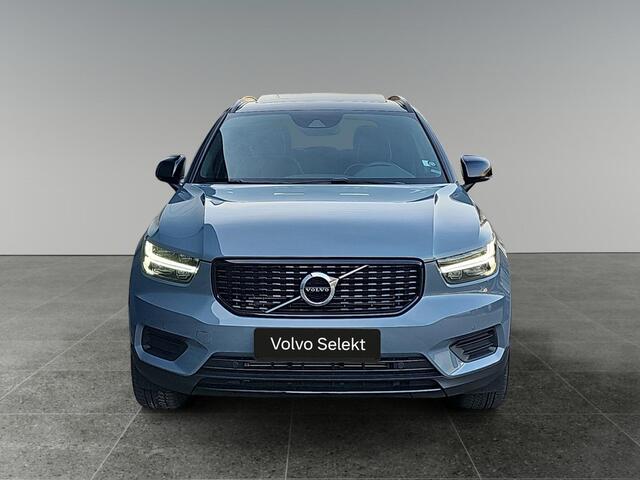 Volvo XC40 1.5 T5 Recharge R-Design | Trekhaak | Panoramadak | Keyless Entry | Stoelverwarming |