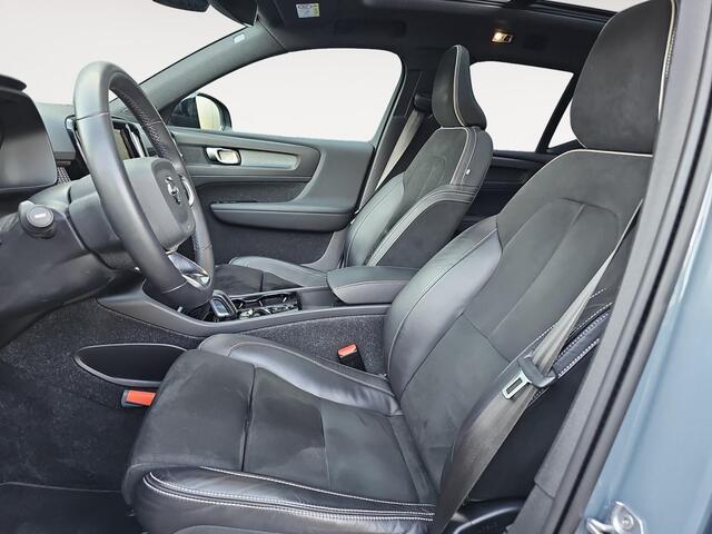 Volvo XC40 1.5 T5 Recharge R-Design | Trekhaak | Panoramadak | Keyless Entry | Stoelverwarming |