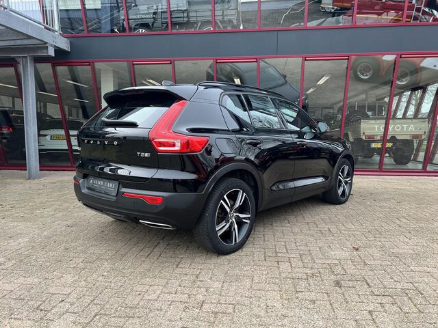 Volvo XC40 1.5 T5 Twin Engine R-Design | BTW | Leder | CC | PDC | Camera | Trekhaak |