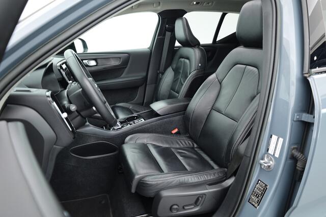 Volvo XC40 1.5 T4 Plug-in hybrid Plus Dark | Pano | Apple CarPlay | Stoel-Stuurverw. | Harman Kardon | Leder | Trekhaak |