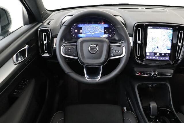 Volvo XC40 B4 (M-HYBRID) PLUS BLACK EDITION -PANO.DAK|HARMAN/KARDON|360°CAM|VERW.VOORRUIT|POWER-SEATS|PRIVACY.GLAS|20"