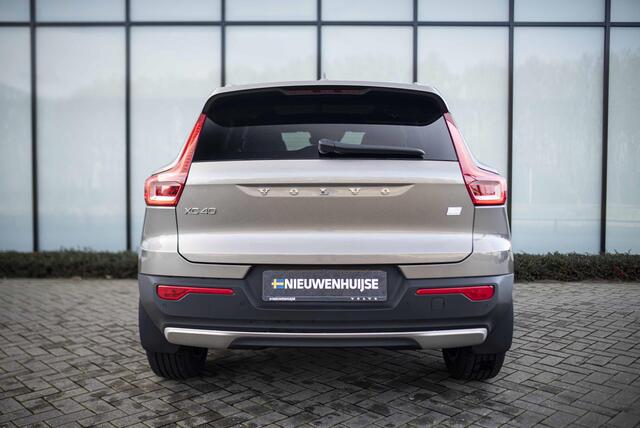 Volvo XC40 1.5 T5 Recharge Inscription | Plug-in Hybrid (PHEV) | Stylingkit | 360 Graden Camera | Panoramadak | Harman Kardon Audio | Trekhaak | Elektrisch Verstelbare Voorstoelen | LED Koplampen Adaptief