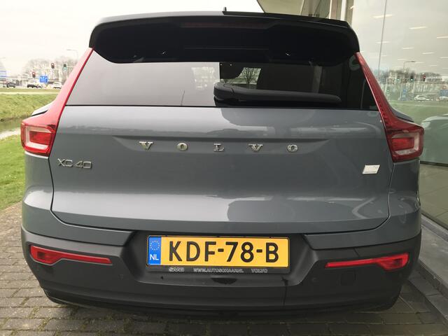 Volvo XC40 1.5 T4 Recharge R-Design | Rijklaar incl 12 mnd Bovag | Panoramadak Keyless 360 camera Standkachel