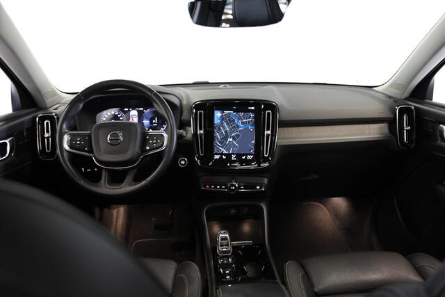 Volvo XC40 1.5 T5 Recharge Inscription | Schuif- kanteldak | Trekhaak | 360 Camera