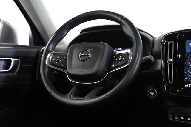 Volvo XC40 1.5 T5 Recharge Inscription | Schuif- kanteldak | Trekhaak | 360 Camera
