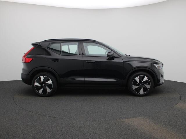Volvo XC40 Recharge Extended Range Core | Elektr. bed. achterklep | Climate Control / ECC | Licht metalen velgen 19 inch | Cruise control | Navigatie | Stoelverwarming | LED koplampen | Park Distance Control voor en achter | Achteruitrijcamera | Dakrailing |