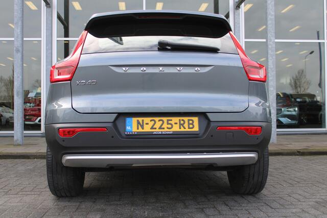 Volvo XC40 T4 Inscription | H & K Audio | Achteruitrij Camera | Trekhaak | Stoelverwarming |