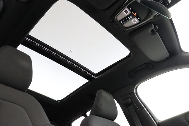 Volvo XC40 SINGLE MOTOR EXTENDED RANGE ULTIMATE 82 kWh -PANO.DAK|HARMAN/KARDON|360°CAM|POWER-SEATS|PRIVACY.GLAS|TREKHAAK