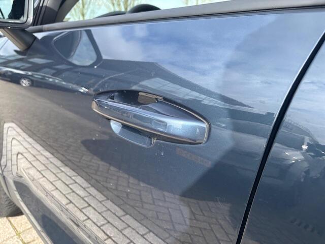 Volvo XC40 T3 Momentum | Park. Camera | Keyless entry |