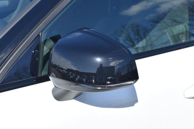 Volvo XC40 Recharge Pro | Panodak | H&K | ACC | All seasons | Stuurverwarming | 360 Camera