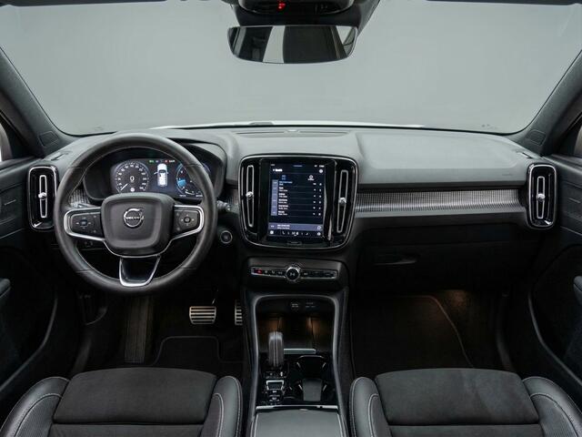 Volvo XC40 Recharge P8 AWD R-Design- SOH 89%, Trekhaak, Design Colour, Stuur/Stoelverwarming, Carplay, Android Auto