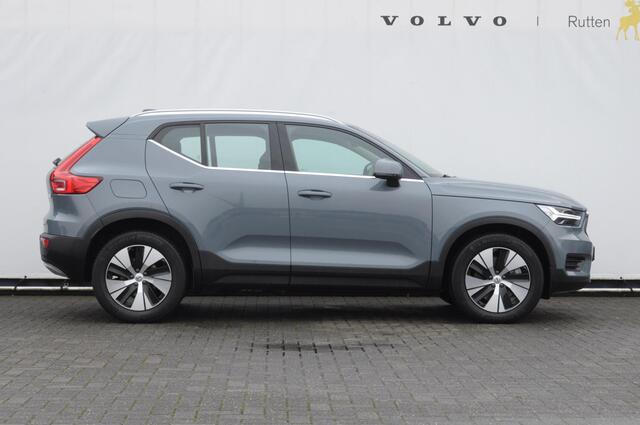 Volvo XC40 T4 211PK Automaat Inscription Expression Adaptieve cruise control / Elektrische achterklep / keyless entry / parkeersensoren met camera / Apple carplay / Bluetooth / Elektrische stoelen met geheugen