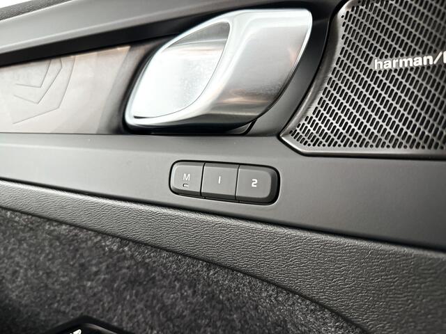 Volvo XC40 T5 Recharge R-Design | Parkeercamera | Harman Kardon | Stoel- en Stuurverwarming | Trekhaak