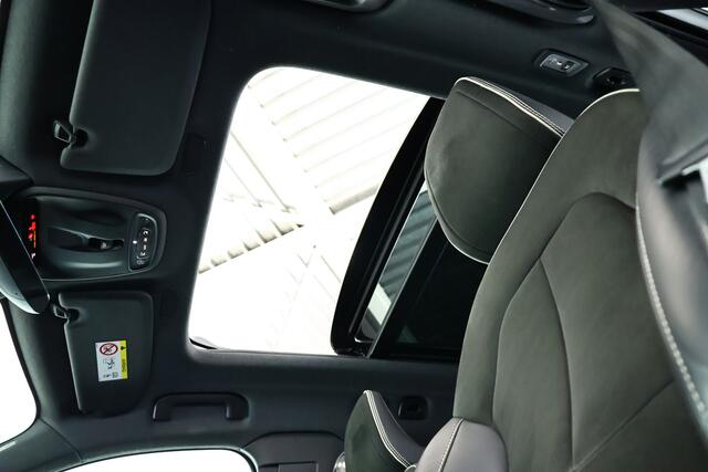 Volvo XC40 1.5 T5 Recharge R-Design / Opendak / Pilot assist / HarmanKardon