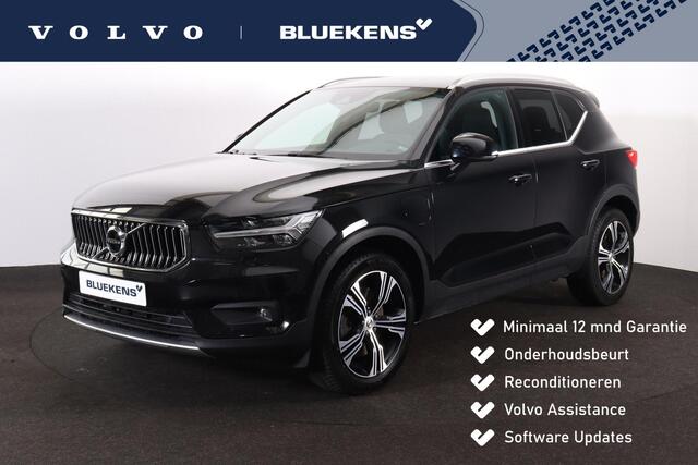 Volvo XC40 T5 Recharge Inscription Expression - IntelliSafe Assist - Adaptieve LED koplampen - Parkeercamera achter - Verwarmde voorstoelen & stuur - Parkeersensoren voor & achter - Draadloze tel. lader - Extra getint glas - Elektr. inklapbare trekhaak - 19' LMV