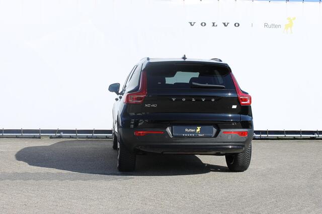 Volvo XC40 T5 262PK Automaat Recharge R-Design Panoramisch schuif-kanteldak / Voorruit verwarming / Harman Kardon Audio / Parkeersensoren voor en achter met camera / Elektrisch bedienbare voorstoelen