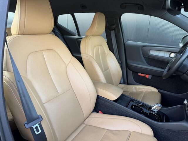 Volvo XC40 1.5 T5 Recharge Inscription Elek. stoelen / 360 Camera / Stuur & Stoelverwarming / Elek. Trekhaak / ACC /