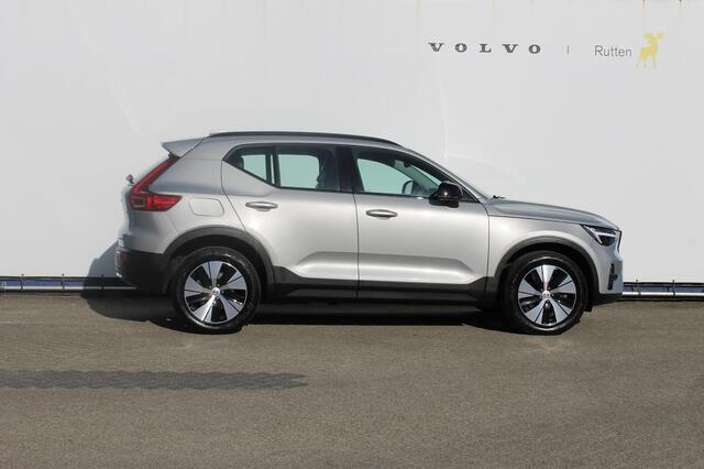 Volvo XC40 B3 177pk Automaat Plus Dark Google infotainment / Elektrisch verstelbare voorstoelen met geheugen voor de bestuurdersstoel / Stoel en stuurwielverwarming/ Harman Kardon Audio
