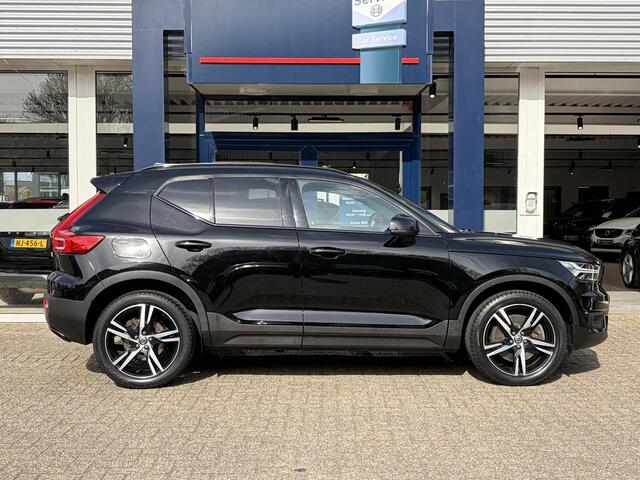 Volvo XC40 1.5 T5 Recharge R-Design / Automaat / NL-Auto / Dealer-Onderhouden / Open/Panodak / Leder-Alcantara / Harman-Kardon / Digitaal Dashboard / Keyless / LED / DAB / Navi / Apple-Carplay&Android-Auto / 360 Graden Camera / Adaptieve Cruise-Control / Pilot-Assis