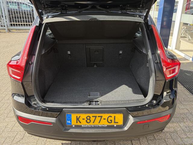 Volvo XC40 1.5 T5 Recharge R-Design / Automaat / NL-Auto / Dealer-Onderhouden / Open/Panodak / Leder-Alcantara / Harman-Kardon / Digitaal Dashboard / Keyless / LED / DAB / Navi / Apple-Carplay&Android-Auto / 360 Graden Camera / Adaptieve Cruise-Control / Pilot-Assis