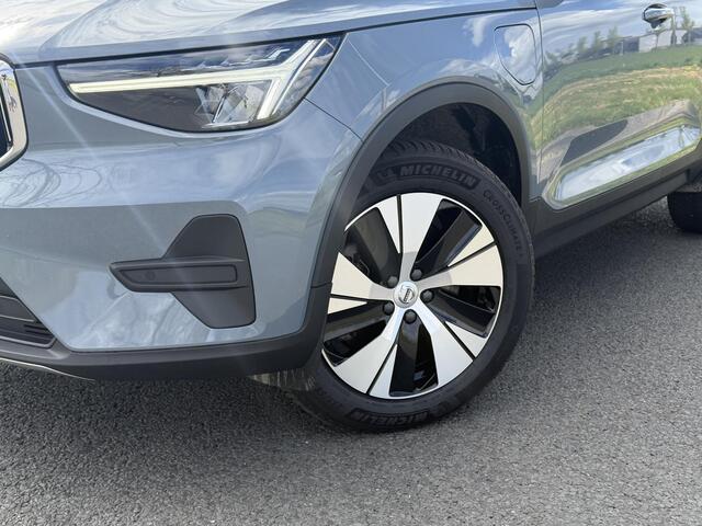 Volvo XC40 1.5 T4 Plug-in hybrid Plus Bright | SOH 93,3% | Harman/Kardon | Apple Carplay/Android Auto | Achteruitrijcamera | DAB | Stoelverwarming | Stuurwielverwarming |