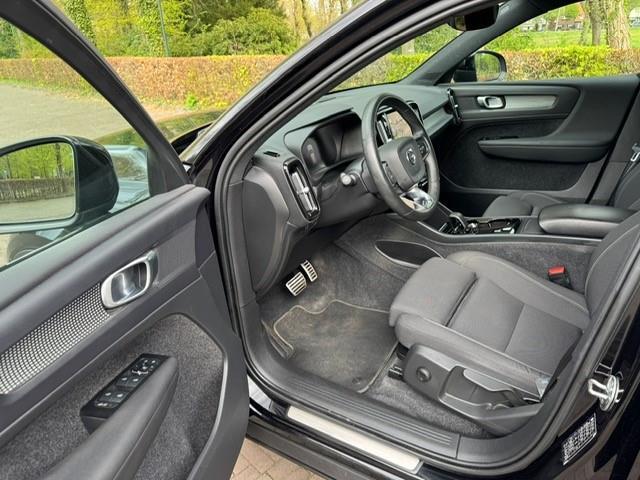Volvo XC40 Recharge Plus 70kWh SOH 90,2% Warmtepomp/Trekhaak/Acarplay/Navi/Full LED/Garantie
