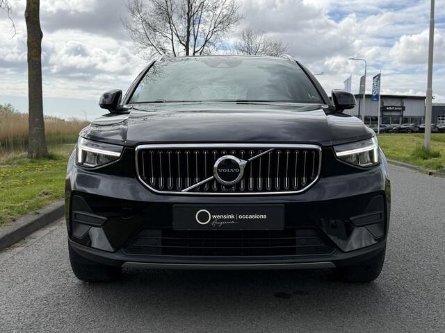 Volvo XC40 1.5 T4 Plug-in hybrid Core Bright | SOH 91,7 % | Apple Carplay/Android Auto | Trekhaak wegklapbaar | DAB | Stoelverwarming | Stuurwielverwarming |