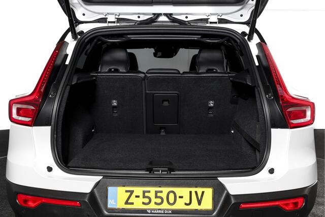 Volvo XC40 1.5 T5 Recharge R-Design | S/K-Panodak | Elek. Trekhaak | Harman/Kardon | Dig. Cockpit | Cruise | Winterpakket | 360 Camera | NAV + App. Connect | ECC | Elek. Klep | LM 19" |