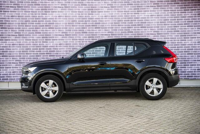 Volvo XC40 1.5 T2 Momentum Core | Cruise Control | Navigatie | Apple CarPlay & Android Auto | Parkeersensoren Achter | DAB Radio |