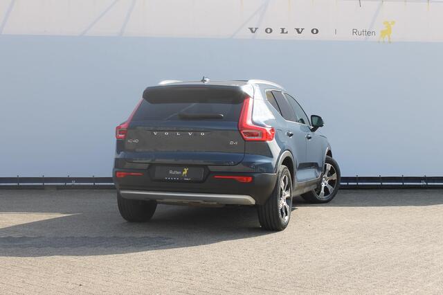 Volvo XC40 B4 211PK Automaat Inscription Panoramisch schuif-kanteldak / Semi elektrisch wegklapbare trekhaak / Adaptieve cruise control / Lederen bekleding / Harman Kardon Audio
