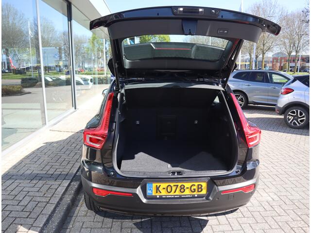 Volvo XC40 Recharge P8 AWD R-Design SOH 88,1% / Stoel-stuurverw. / Camera NL Auto / BTW Auto