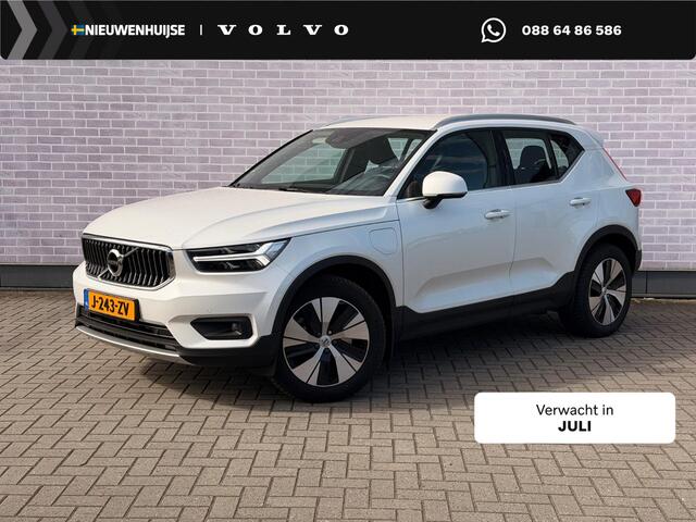 Volvo XC40 1.5 T5 Recharge Business Pro | Plug-in Hybrid ((PHEV) | Trekhaak | Stoelverwarming voor en achter | Achteruitrijcamera | Parkeersensoren | Navigatie | Apple Carplay | Android Auto | BLIS | Cruise Control Adaptief | Elektrische Achterklep